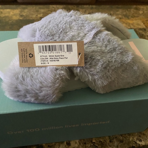 Slide In - Picture 7 of 9